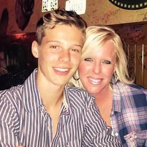 Meet your Posher, Zach